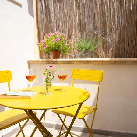Guesthost - La Stella Di Levante - Ortigia Wonderful Appartement *