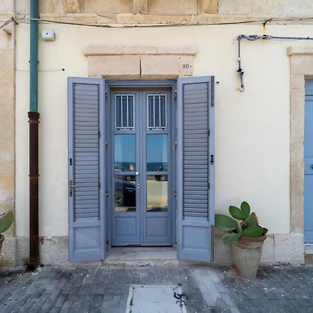 Guesthost - La Stella Di Levante - Ortigia Wonderful Appartement Syracuse